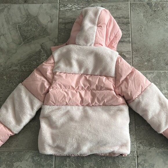 BURBERRY Calder Hooded Down Puffer Coat w/Vintage Check Lining, Sold Out, New - Picture 13 of 16